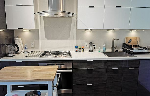 232 1777 W 7th Avenue Fairview VW