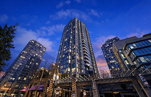 2809 1008 Cambie Street Yaletown