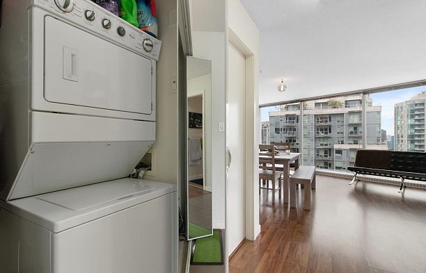 2209 233 ROBSON STREET, Vancouver BC V6B 0E3 Downtown VW