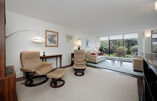 112 4101 Yew Street Quilchena