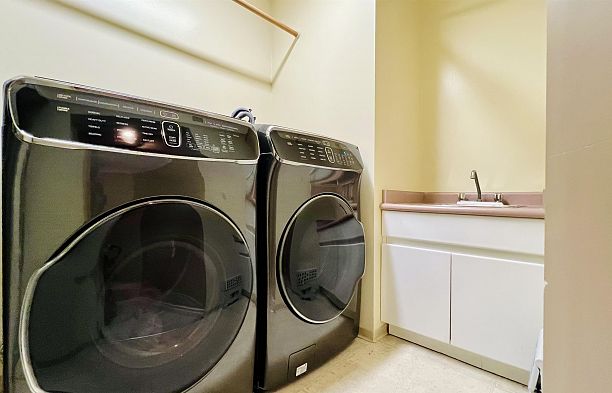 2813 W 21st Avenue Arbutus