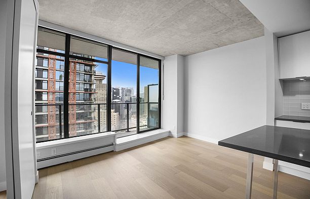 2808 108 W Cordova Street Downtown VW