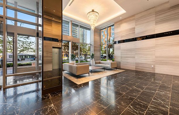 2105 433 SW Marine Drive Marpole