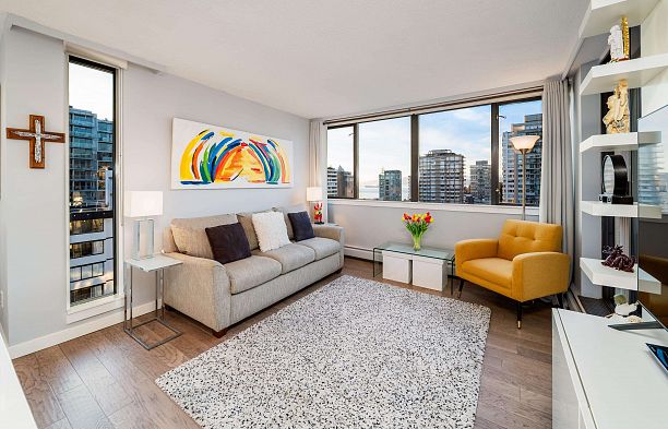 1501 1740 Comox Street West End VW