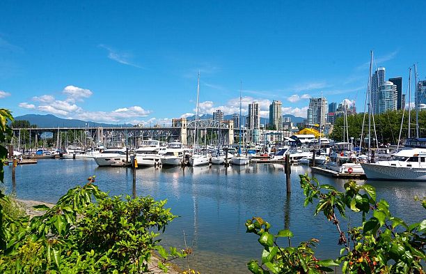 404 1502 Island Park Walk False Creek