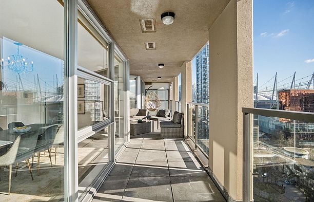 1903 989 Beatty Street Yaletown