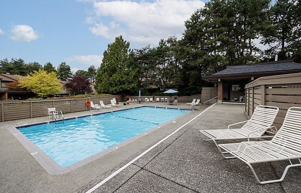 112 4101 Yew Street Quilchena