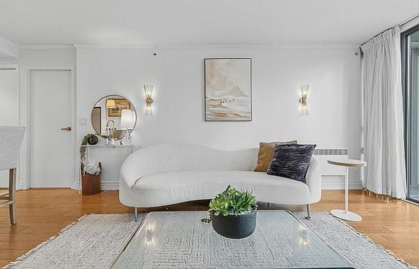 502 1331 W Georgia Street Coal Harbour