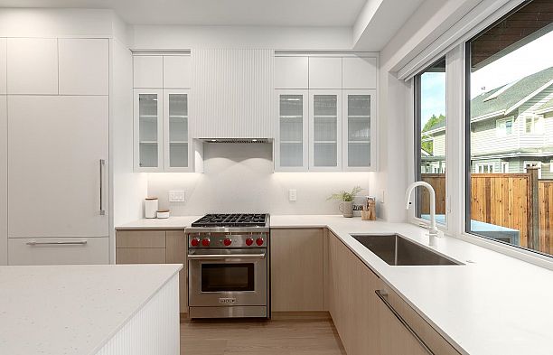 1 7 E 23rd Avenue Main