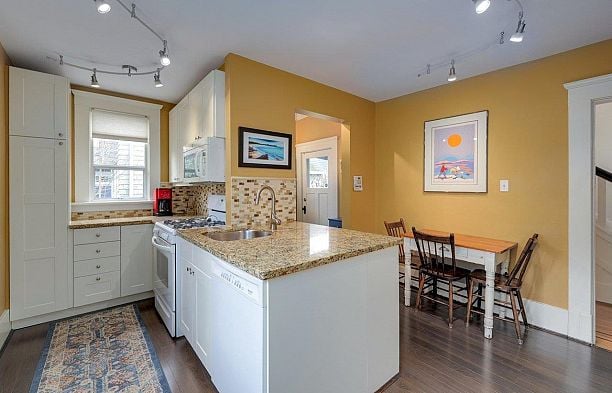 3480 Yukon Street Cambie