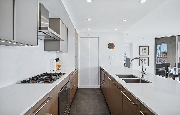 1903 989 Beatty Street Yaletown