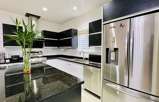 2813 W 21st Avenue Arbutus