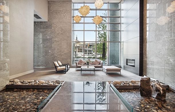 2201 277 Thurlow Street Coal Harbour