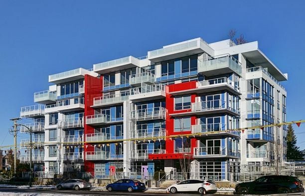 207 677 W 41ST AVENUE, Vancouver BC V5Z 3M4 Cambie