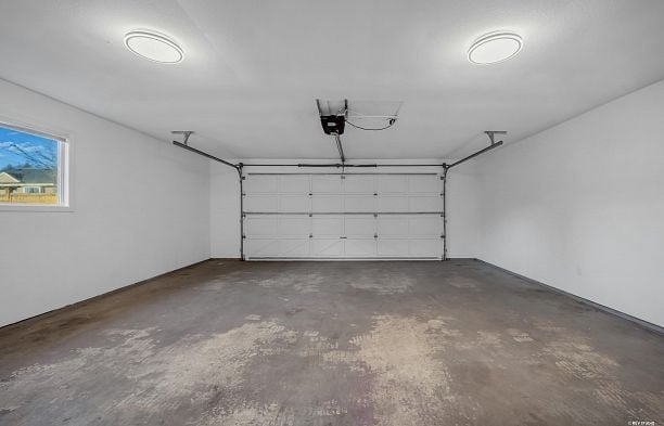 2445 W 19th Avenue Arbutus