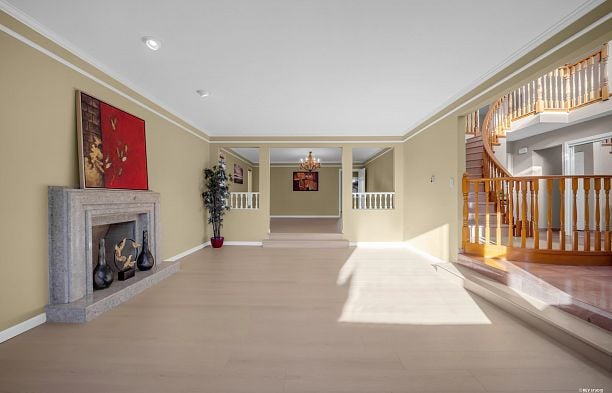 2445 W 19th Avenue Arbutus