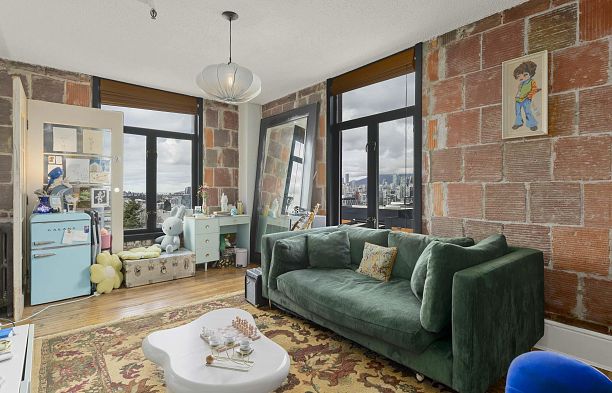 709 175 E Broadway Mount Pleasant VE