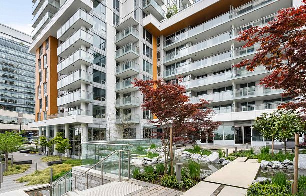 2105 433 SW Marine Drive Marpole