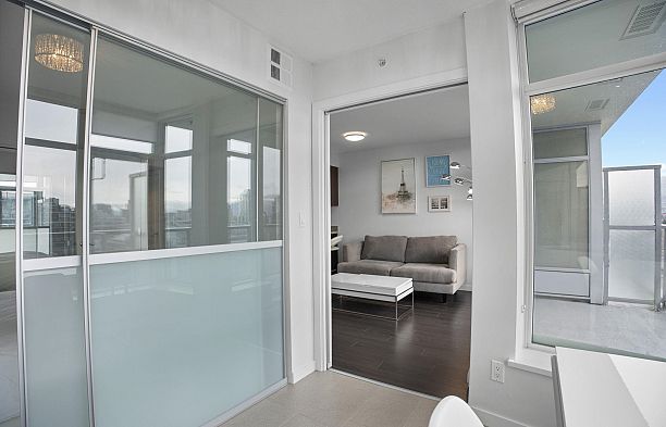 1405 168 W 1st Avenue False Creek