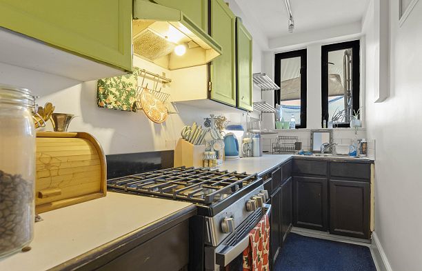 709 175 E Broadway Mount Pleasant VE