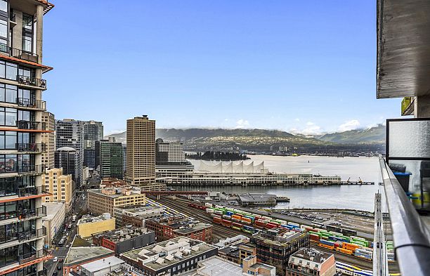 2808 108 W Cordova Street Downtown VW