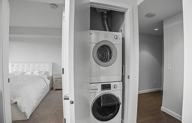 1405 168 W 1st Avenue False Creek