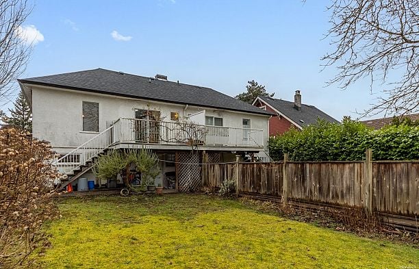 308 E King Edward Avenue Main