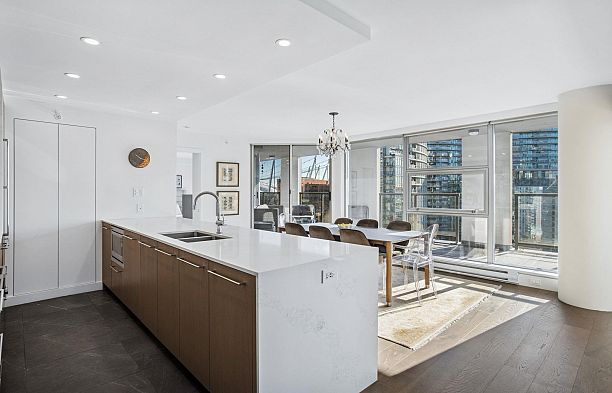 1903 989 Beatty Street Yaletown