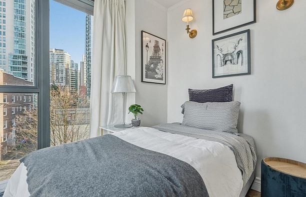 502 1331 W Georgia Street Coal Harbour