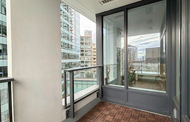 1001 1289 Hornby Street Downtown VW