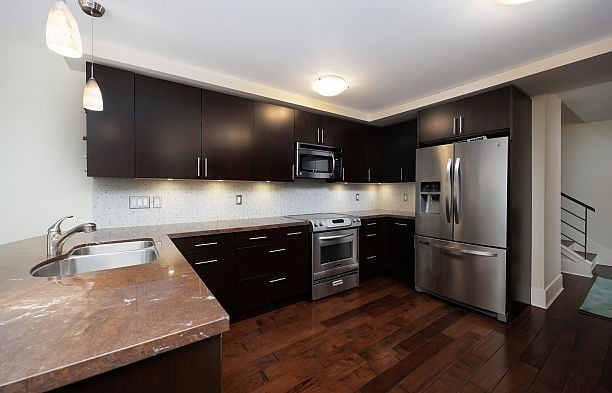 112 4101 Yew Street Quilchena