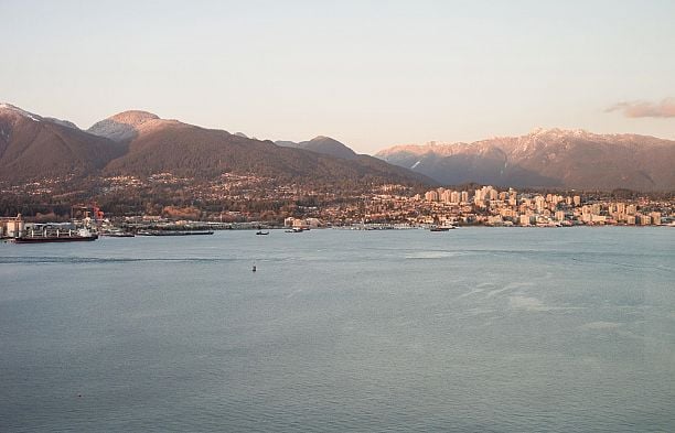 2201 277 Thurlow Street Coal Harbour