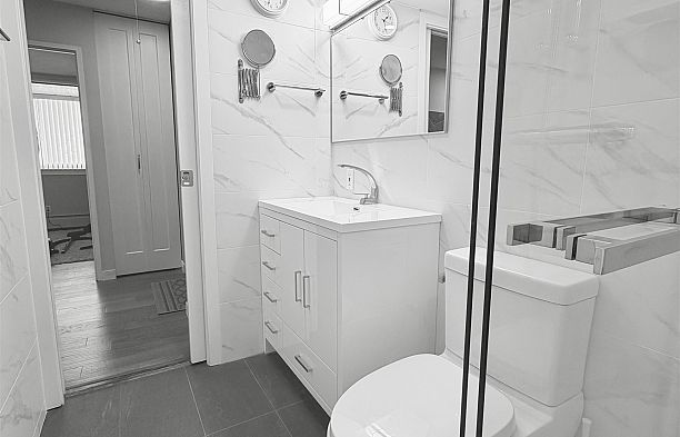 1501 1740 Comox Street West End VW