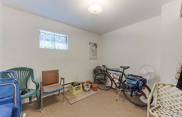 308 E King Edward Avenue Main