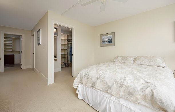 112 4101 Yew Street Quilchena