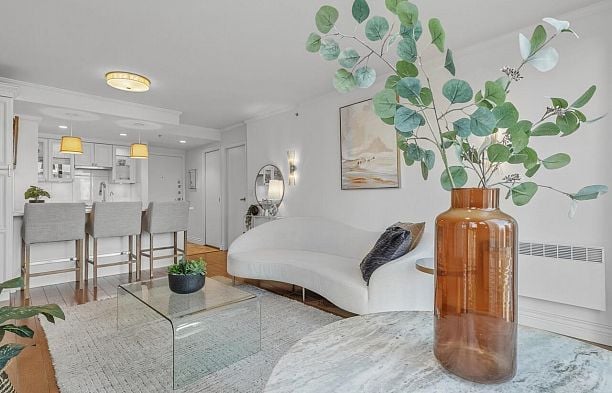 502 1331 W Georgia Street Coal Harbour