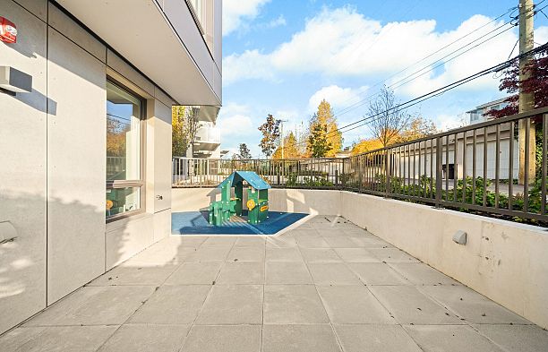 305 5212 Cambie Street Cambie