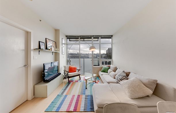 513 63 W 2nd Avenue False Creek