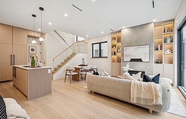 1 448 W 20th Avenue Cambie