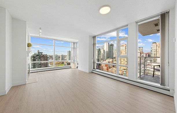 2106 1199 Marinaside Crescent Yaletown