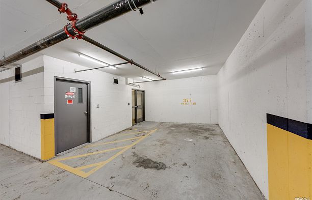 513 63 W 2nd Avenue False Creek