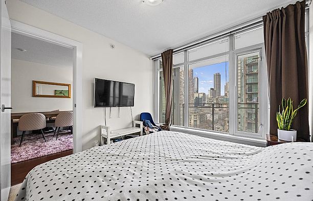 1502 888 Homer Street Downtown VW