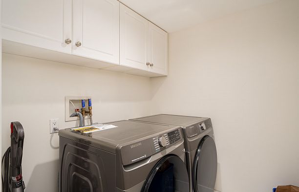 968 Westbury Walk South Cambie