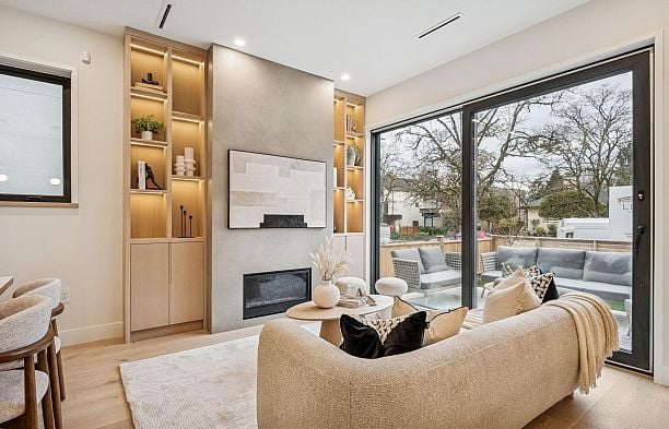 1 448 W 20th Avenue Cambie