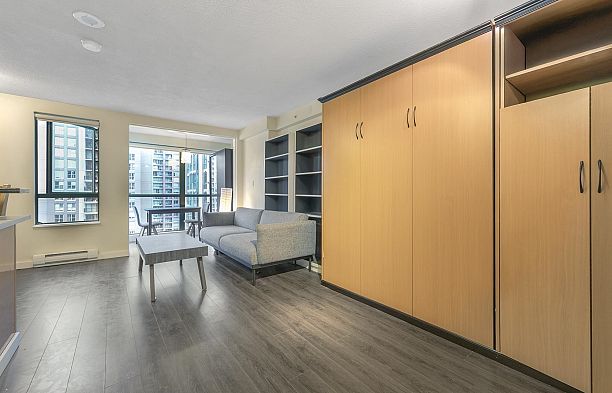 2010 939 Homer Street Yaletown