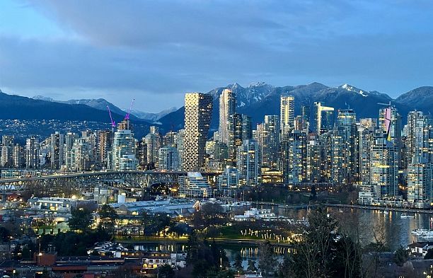 PH 1268 W Broadway Fairview VW