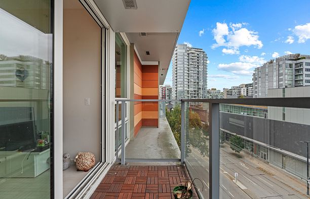 604 180 E 2nd Avenue Mount Pleasant VE