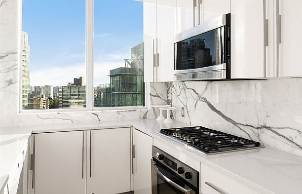 3501 1328 W Pender Street Coal Harbour