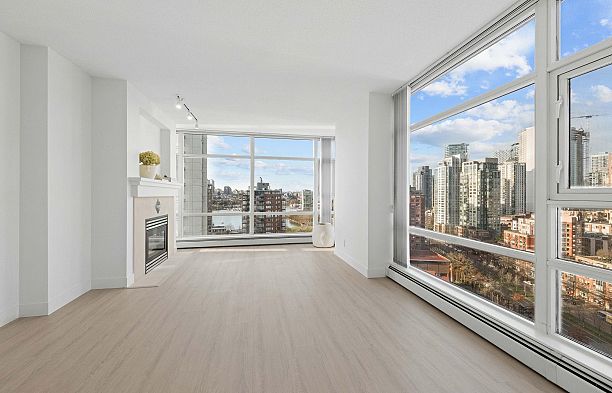 2106 1199 Marinaside Crescent Yaletown