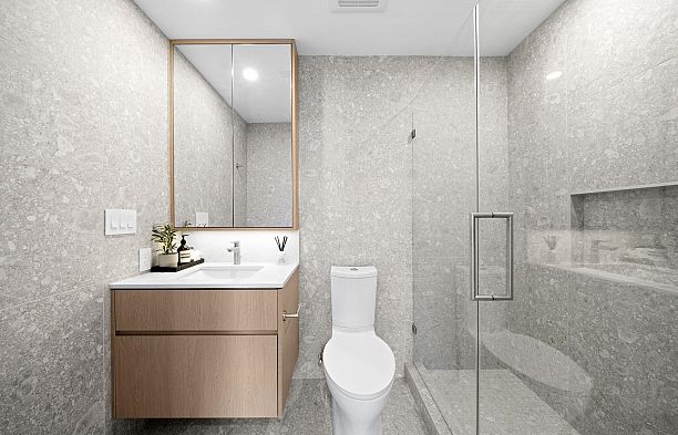 305 5212 Cambie Street Cambie